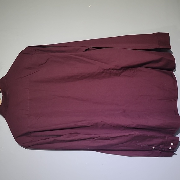 H&M Easy Iron Slim Fit Big & Tall Men's Button Down Shirt. - Picture 7 of 8